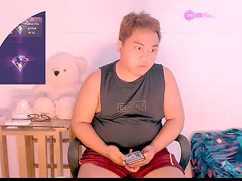 Hardking_69 Show in webcam