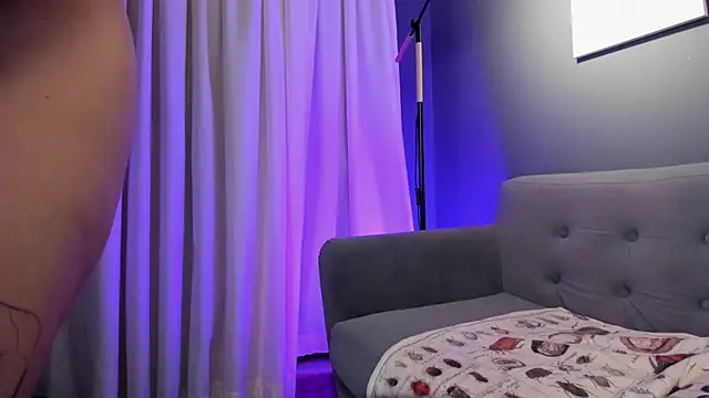 flower_smith_'s Live XXX Chat