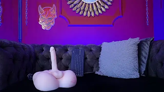 Julieta_Russell: απευθείας συνομιλία ΧΧΧ