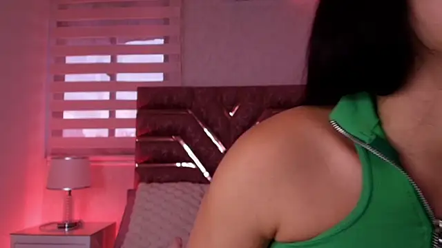 sofia_go_ élő XXX-chatje