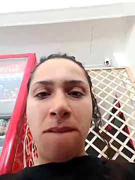 Živý XXX chat Little_Doll25