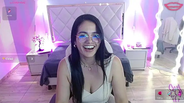 Chat XXX ao vivo de Rosalind_tay