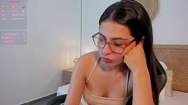 Chatroom XXX en direct de desireee_