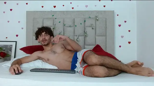 Caius_fox live XXX chat