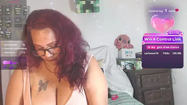 Chatroom XXX en direct de BiirdyDavis