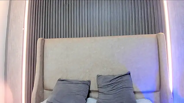 دردشة BenitoSaenz الجنسية المباشرة