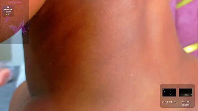 hornyhousekeeper_のライブXXXチャット