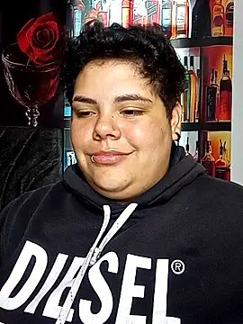 Hailey_Curvy লাইভ XXX চ্যাট