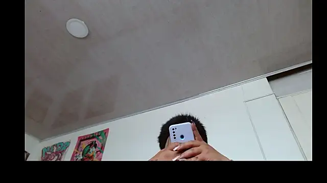 kim_hot69_'s Webcam Show