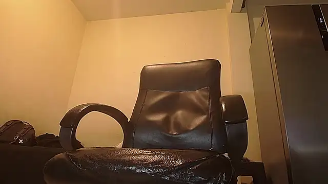 دردشة Thickveinyy الجنسية المباشرة