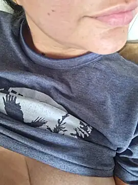 blerstefan1 现场XXX聊天