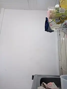 Živý XXX chat Little_Doll25