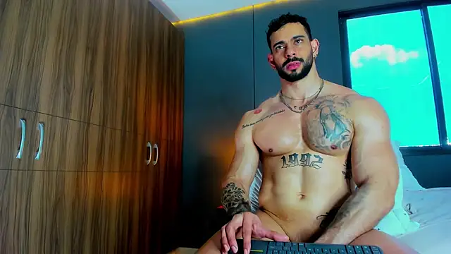 Czat XXX na żywo – massimo_visconti