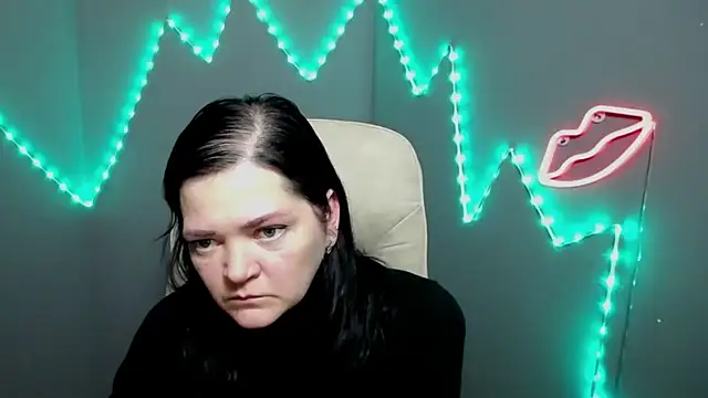 LauraFinn's Live XXX Chat