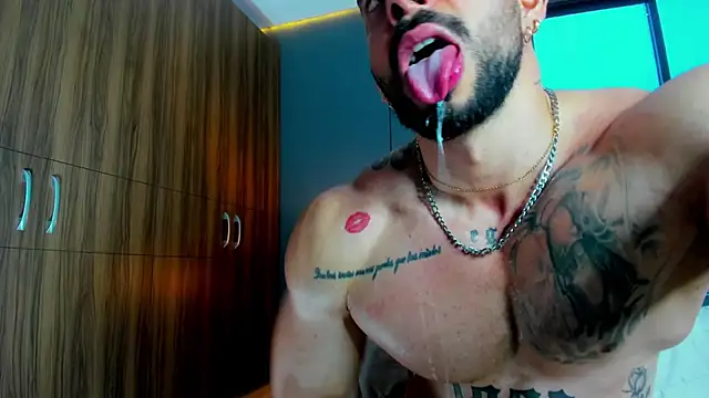 massimo_visconti webkamerás műsora