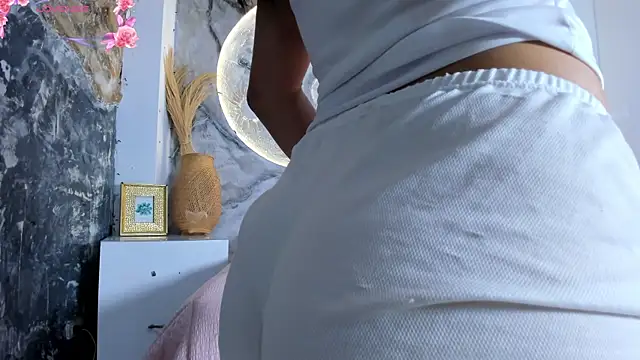 دردشة AnaiaClarck الجنسية المباشرة