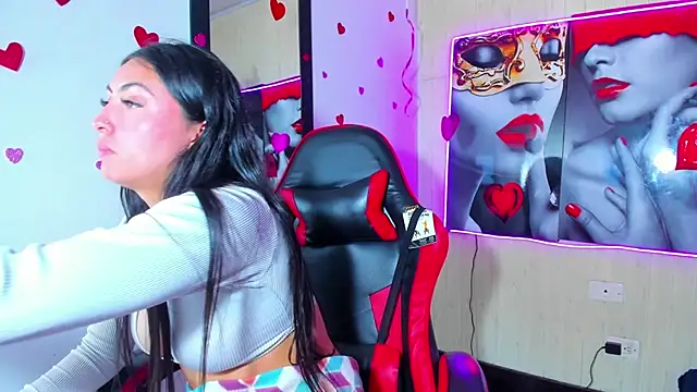 angell_cooper8's Live XXX Chat