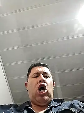 BigCristh79 网络视讯表演