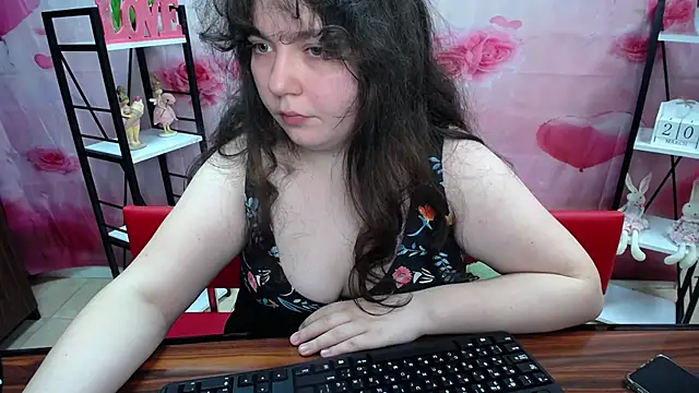 XXX chat uživo modela NeonilaLisova