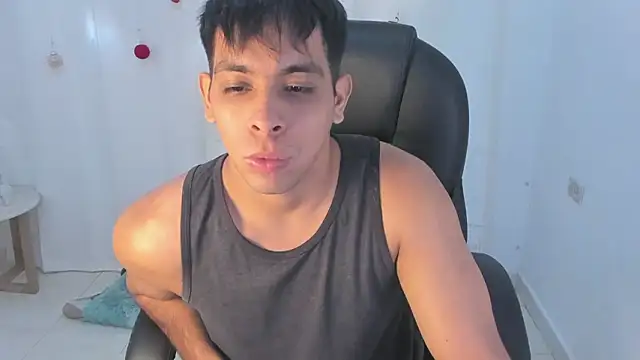 shooting_wilson's Live XXX Chat