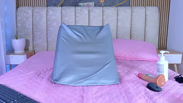 Živý XXX chat mia_scot