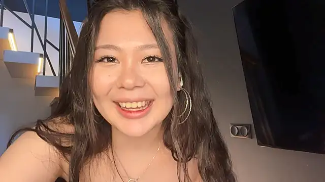 XXX chat uživo modela YukiLian