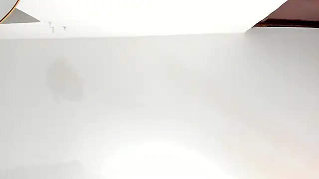 Alaia2's Live XXX Chat