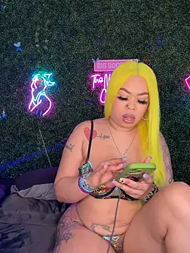 Chatroom XXX en direct de RenaThickAss