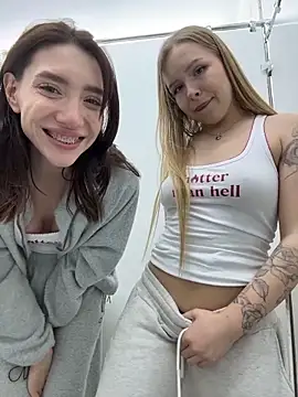 Liza_risky Chat XXX in diretta