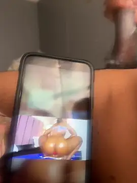 CaramelBrownBBC14 webkamerás műsora