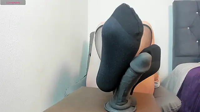 Chat +18 de Shantal__G ao vivo