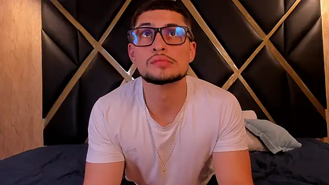 valenssio_moretti 现场XXX聊天