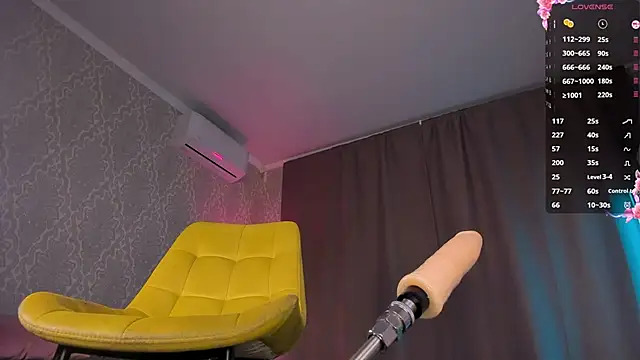 Juicy_Vikki 现场XXX聊天