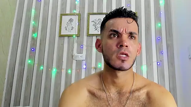 Czat XXX na żywo – EthanGrey