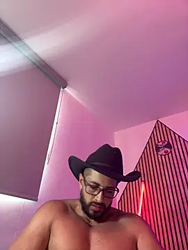 magnumchris Adlı Modelin Web Kamerası Şovu