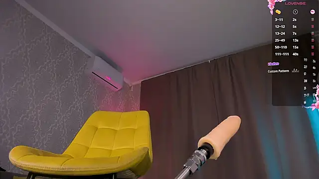 Juicy_Vikki: онлайн-секс-чат