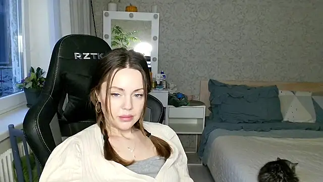 Owly_NZ Adlı Modelin Canlı XXX Sohbeti