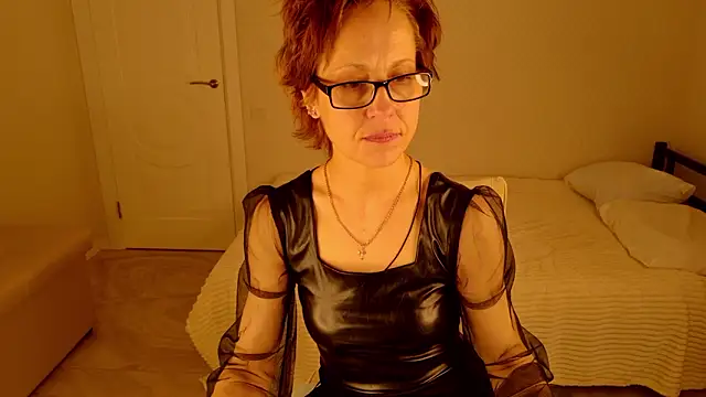 LioraWeiss' Live XXX Chat