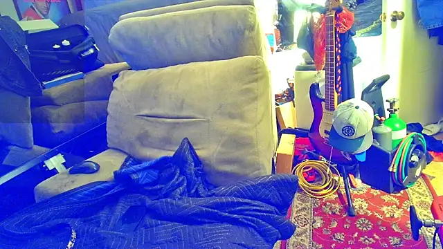 DoMeDoggyNow Pertunjukan Webcam