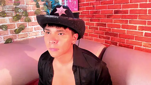 Thiago_Kozakn Live XXX chat