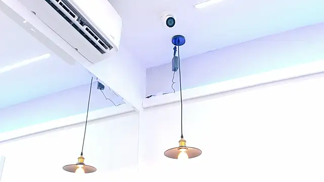 AlmaRose_のライブXXXチャット