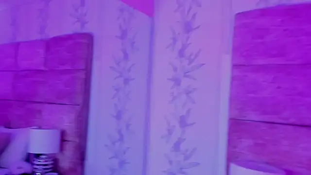 MiaLiberty's Live XXX Chat