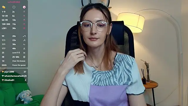 EasterBlink's Live XXX Chat