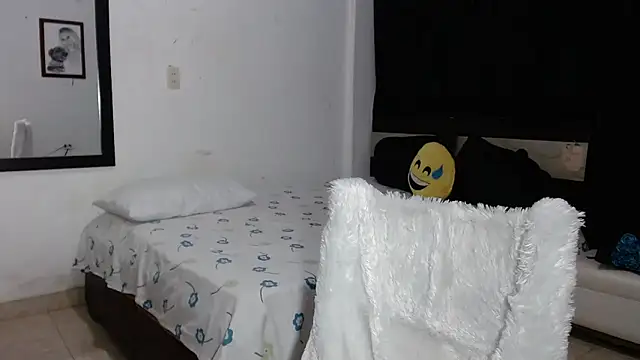 lovemee_30: απευθείας συνομιλία ΧΧΧ