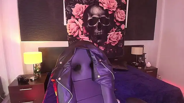 EvaaFoxxy1 Chat XXX in diretta