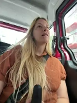 MichoneXxXok's Live XXX Chat