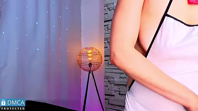 nena_cupcake_ Adlı Modelin Canlı XXX Sohbeti