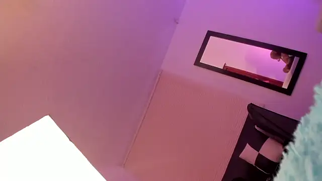 دردشة LolaVillalobos الجنسية المباشرة