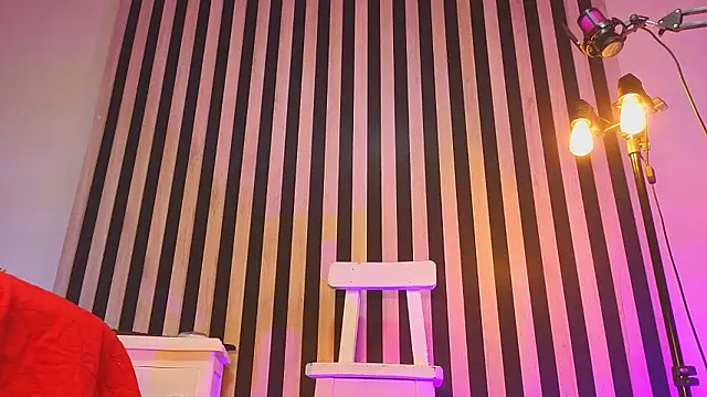 Paulina_Sodi Adlı Modelin Canlı XXX Sohbeti