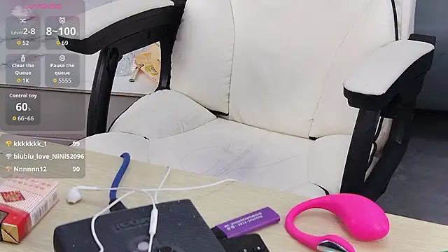 Chatroom XXX en direct de XX-CYY